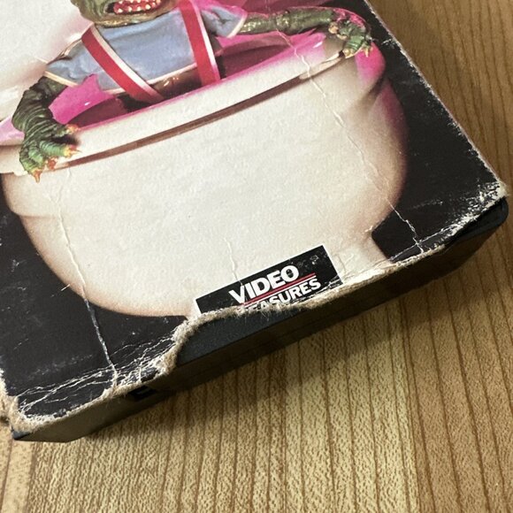 Ghoulies (VHS, 1985, Vestron) Peter Liapis, Lisa Pelikan - Picture 11 of 12